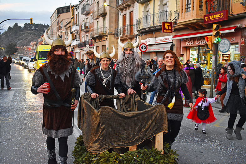 Personatges de la rua del Carnestoltes de Súria.