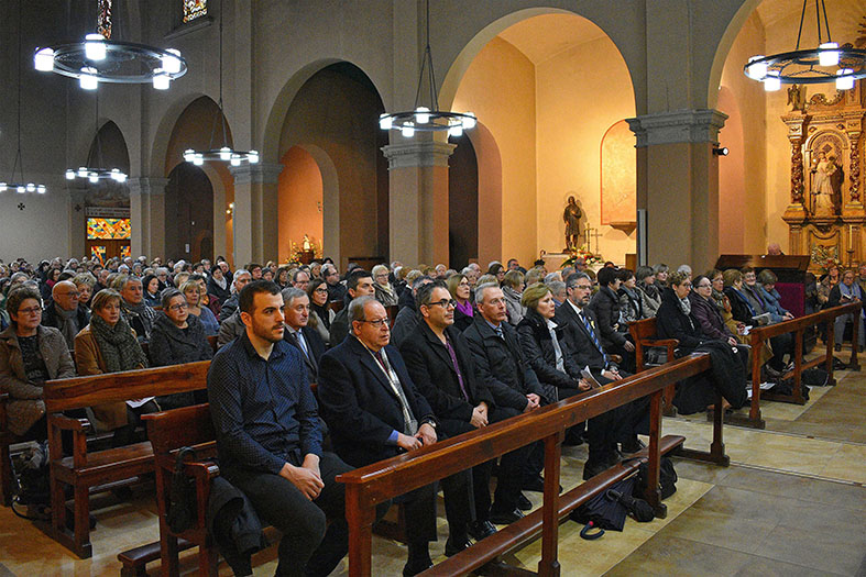 Missa solemne de renovació del Vot de Poble a Sant Sebastià, celebrada a l'Església Parroquial de Sant Cristòfol.