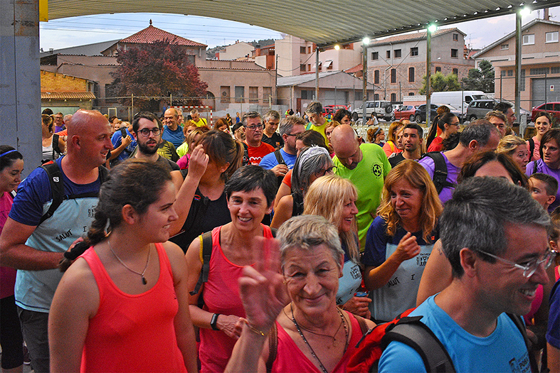 Inici de la Caminada Nocturna a les Pistes de l’Escorxador, dins del programa de la Festa Major de Súria.