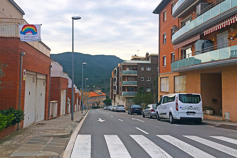 Imatge del confinament als barris de la vila. Barri de Bellavista.