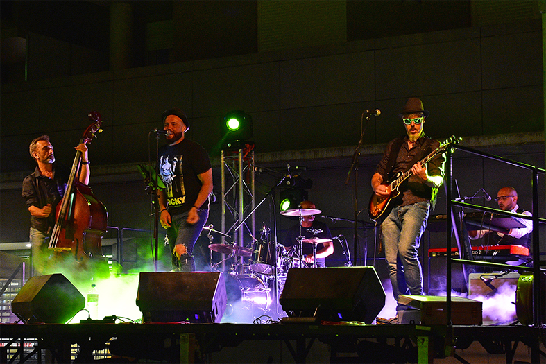 Concert de Song Dealers, dins del programa de la Festa Major.