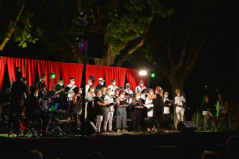 Concert de la Coral Sòrissons de l’Escola Municipal de Música, dins dels actes de pròleg de la Festa Major.
