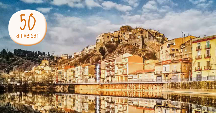 Detall de la portada de les bases del 50è Concurs Nacional de Fotografia Vila de Súria - Presentació d'obres fins al 27 de març.