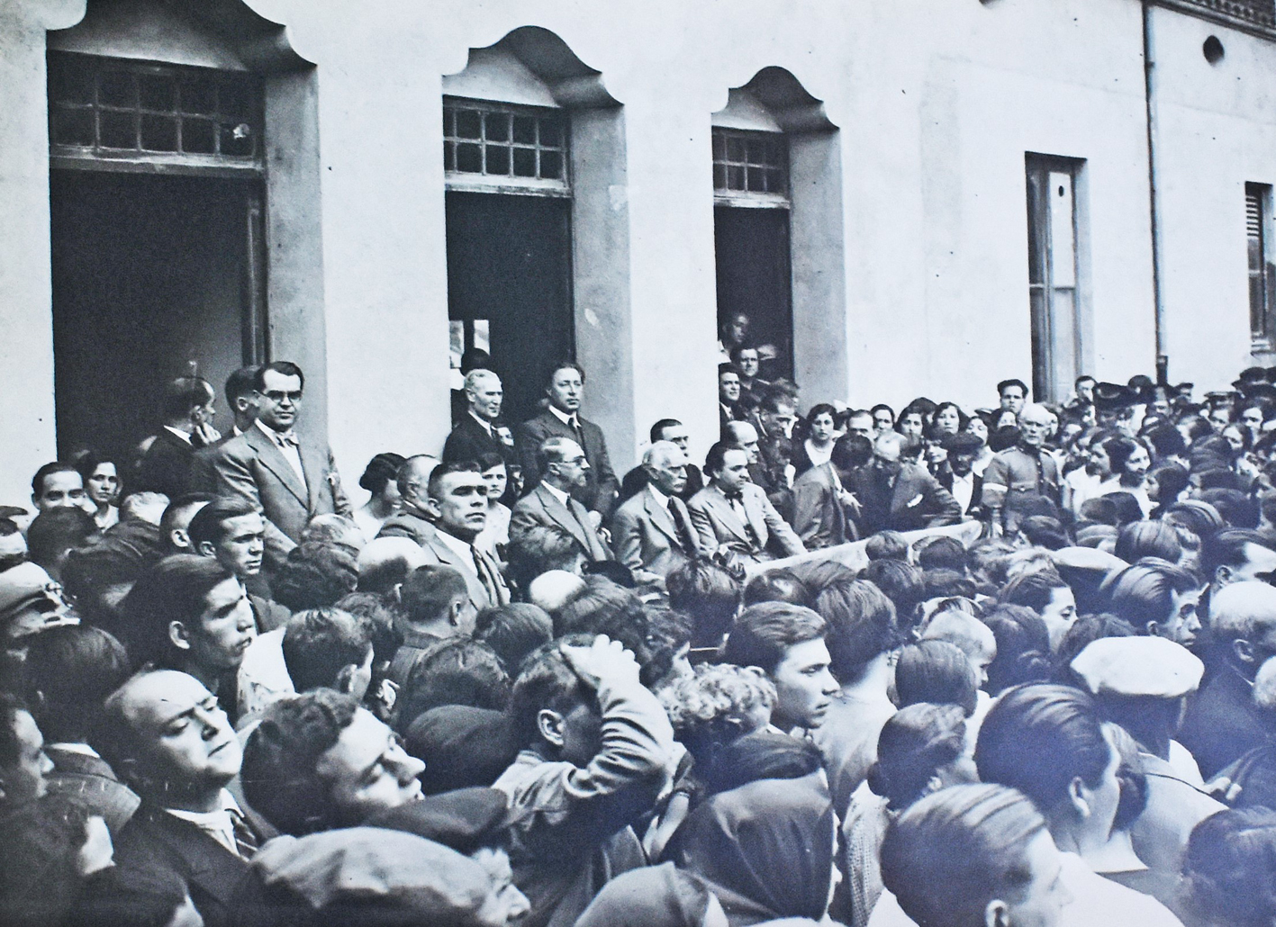 Any 1932 - Visita del President Francesc MaciÃ  a SÃºria, amb Florenci Claret i CasadesÃºs com un dels assistents destacats.