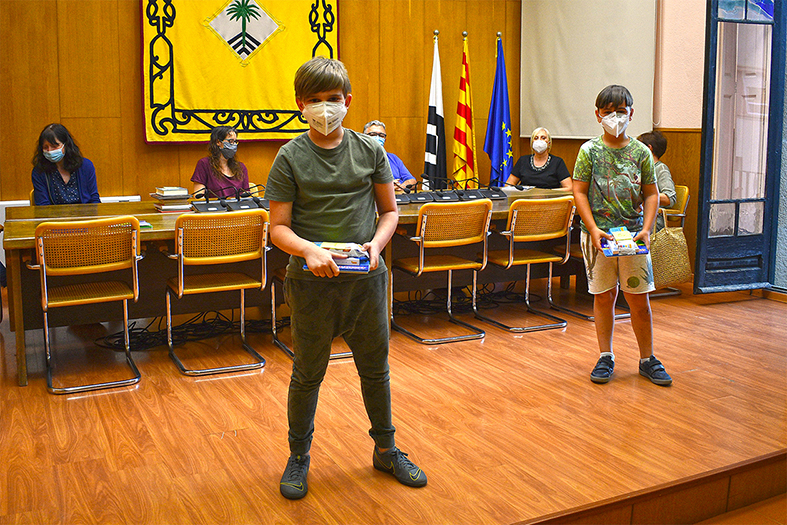 Guanyadors de la categoria de 3r-4t de Primària de dibuix del concurs infantil 'Sant Jordi a casa', convocat per l'Ajuntament de Súria i la Biblioteca Pública.