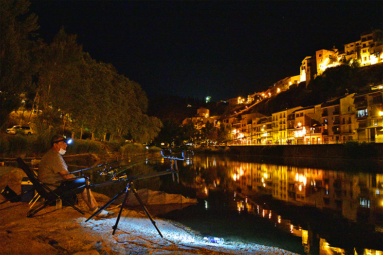 Participant del Concurs de Pesca 12 Hores, celebrat dins del programa de la Festa Major de Súria.