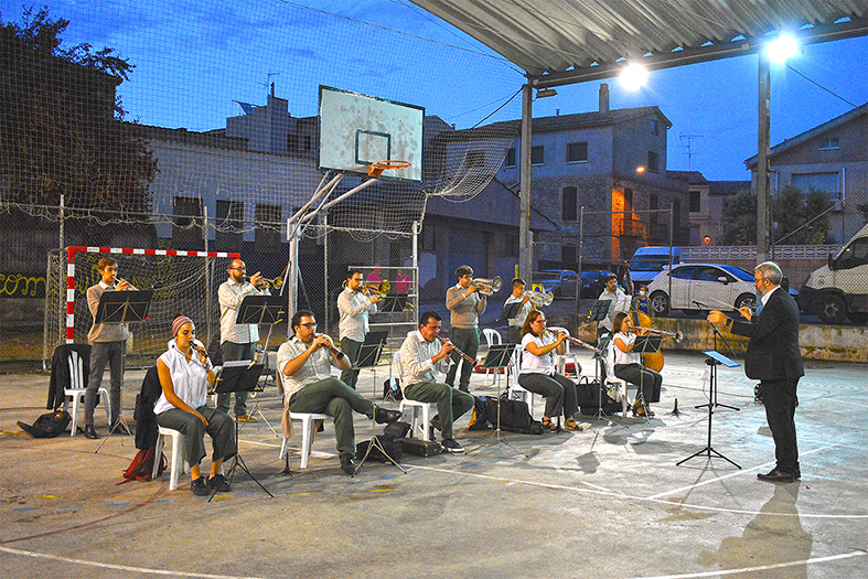Concert de sardanes de la Cobla Vila d'Olesa, a les Pistes de l'Escorxador, dins del programa de la Festa Major de Súria.