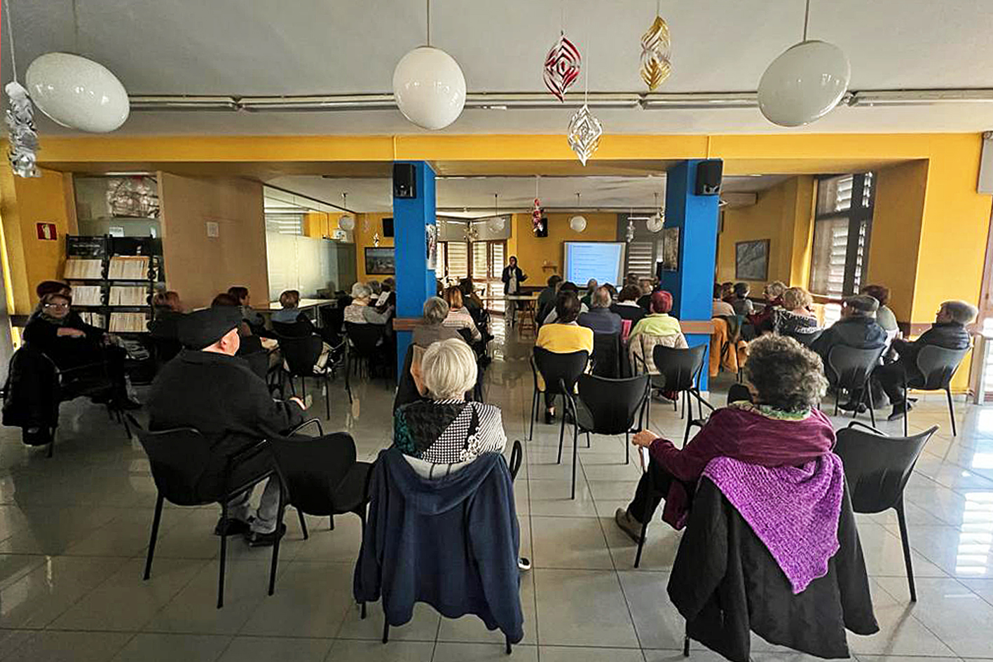 Dijous 9 de febrer de 2023 - Xerrada i demostraciÃ³ sobre alimentaciÃ³ saludable en l'envelliment, dins del programa d'activitats de la 1a Escola de Salut, a L'Esplai.