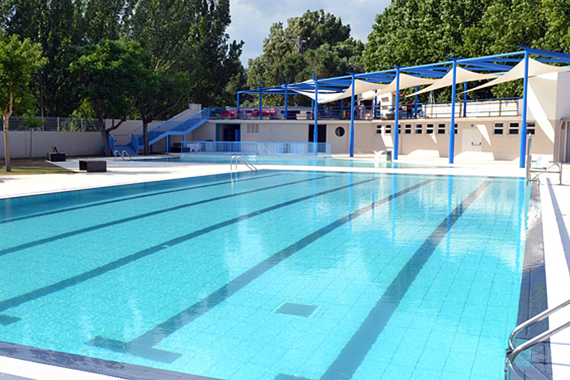 Imatge parcial de la Piscina Municipal de S&uacute;ria.