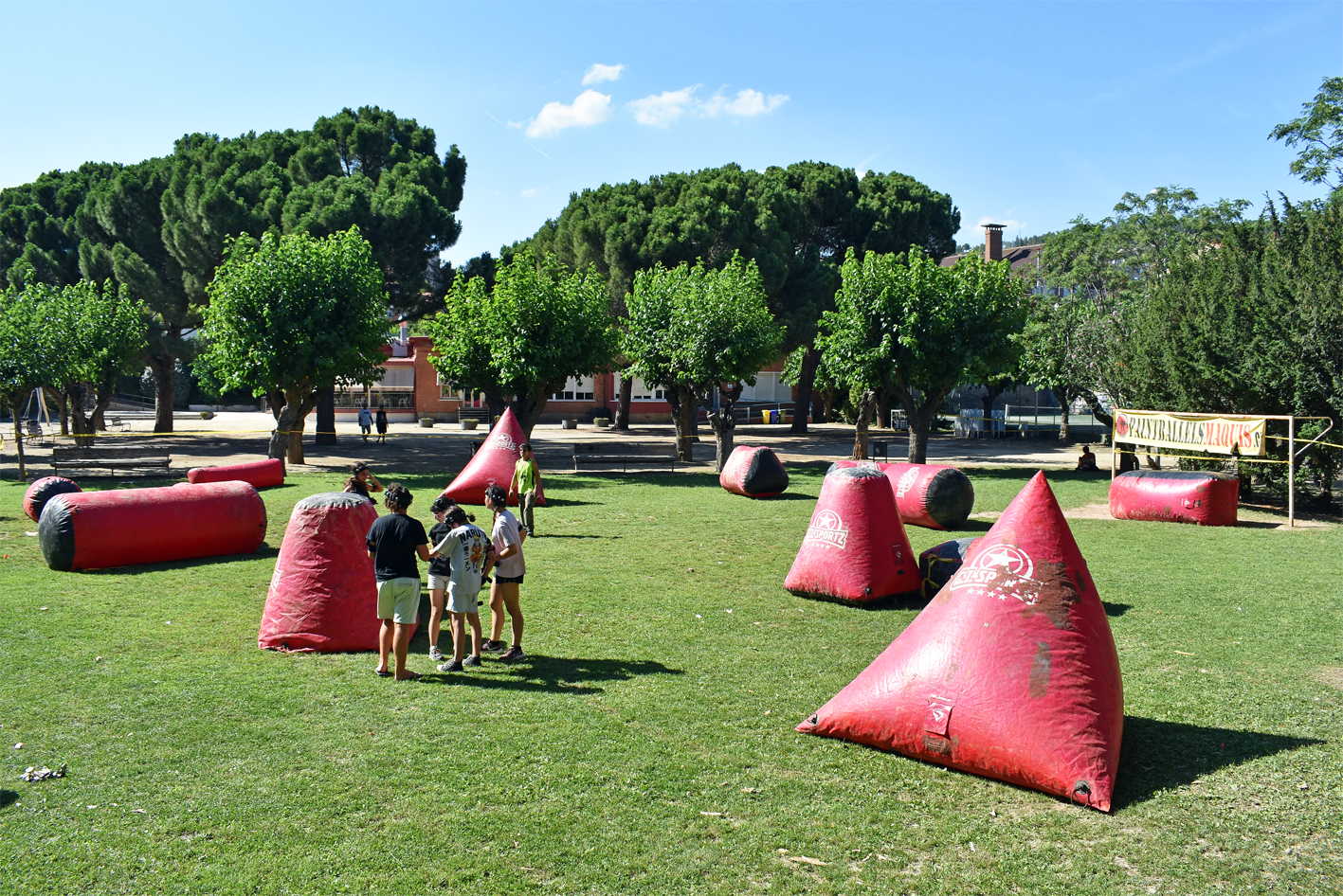 Competició de Làser Tag al Parc Municipal Macary i Viader, dins de la Festa Major de Súria 2023.