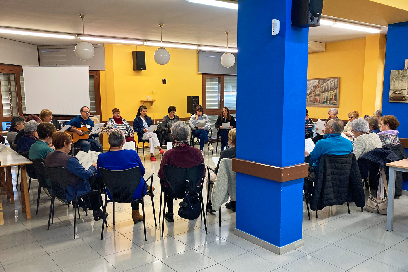 Dijous 30 de novembre de 2023 - Taller 'MÃºsica i moviment', a cÃ rrec de l'Escola Municipal de MÃºsica, dins de la 2a ediciÃ³ de l'Escola de Salut de SÃºria.