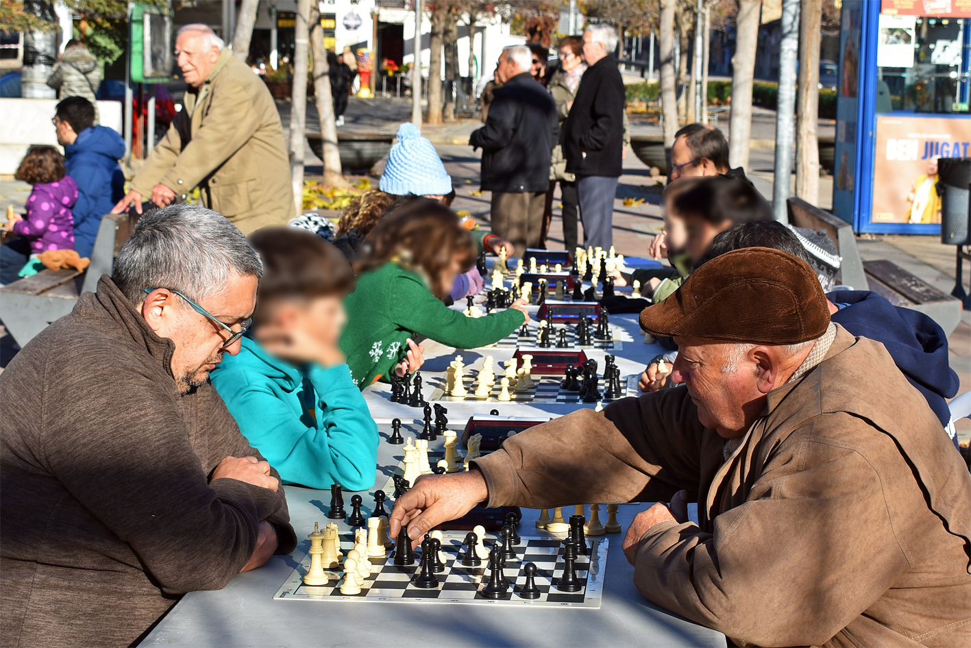 CompeticiÃ³ d'escacs organitzada pel Club d'Escacs durant la Fira de Nadal i Fira d'Entitats de SÃºria.