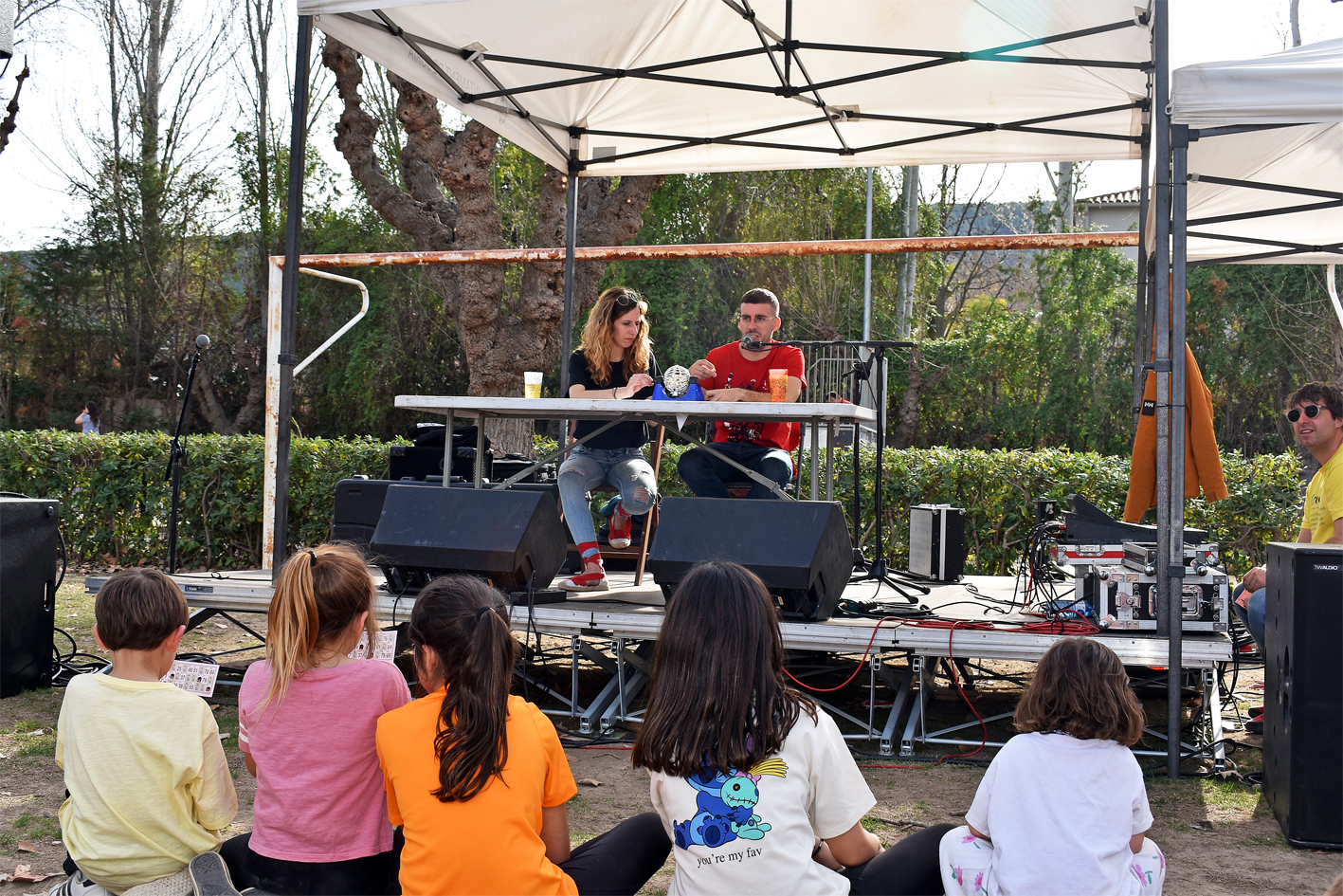 Bingo del Vermut Caramellaire celebrat al Parc Municipal Macary i Viader.