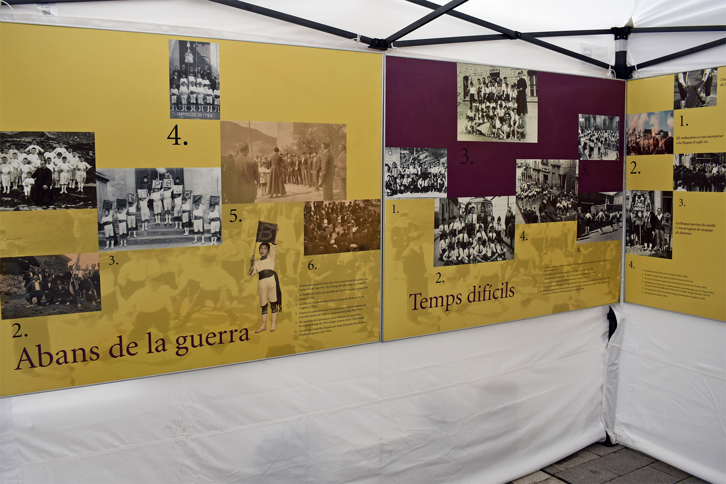 Imatge de lâ€™exposiciÃ³ sobre la histÃ²ria de les Caramelles, a la plaÃ§a de Sant Joan, dins de les Caramelles de SÃºria 2024.