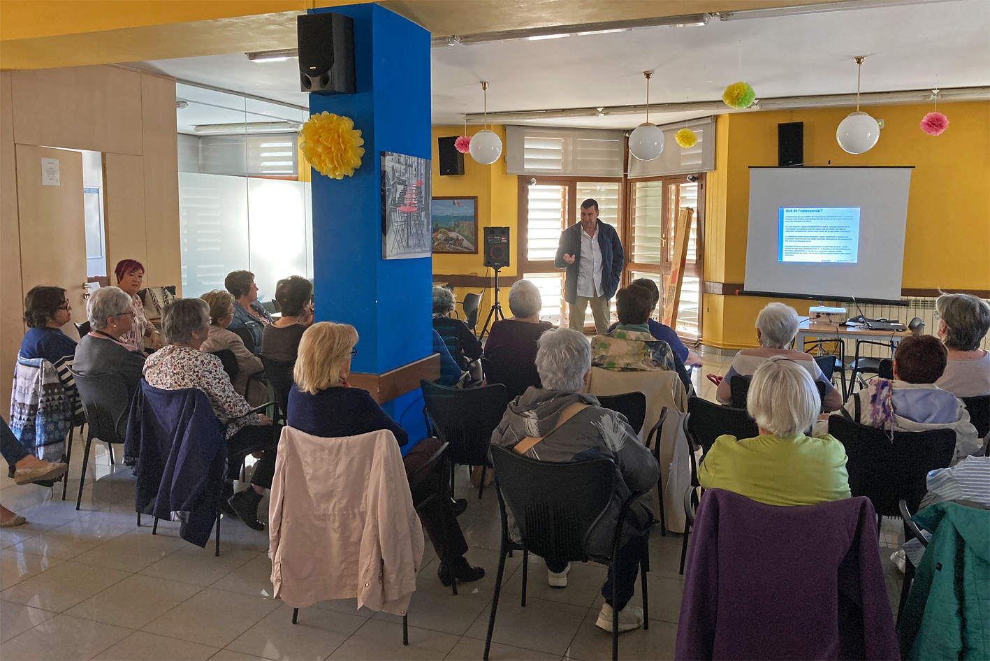 Dijous 2 de maig de 2024 - Xerrada 'Osteoporosi i prevenciÃ³ de caigudes', dins de la 3a Escola de Salut de SÃºria.
