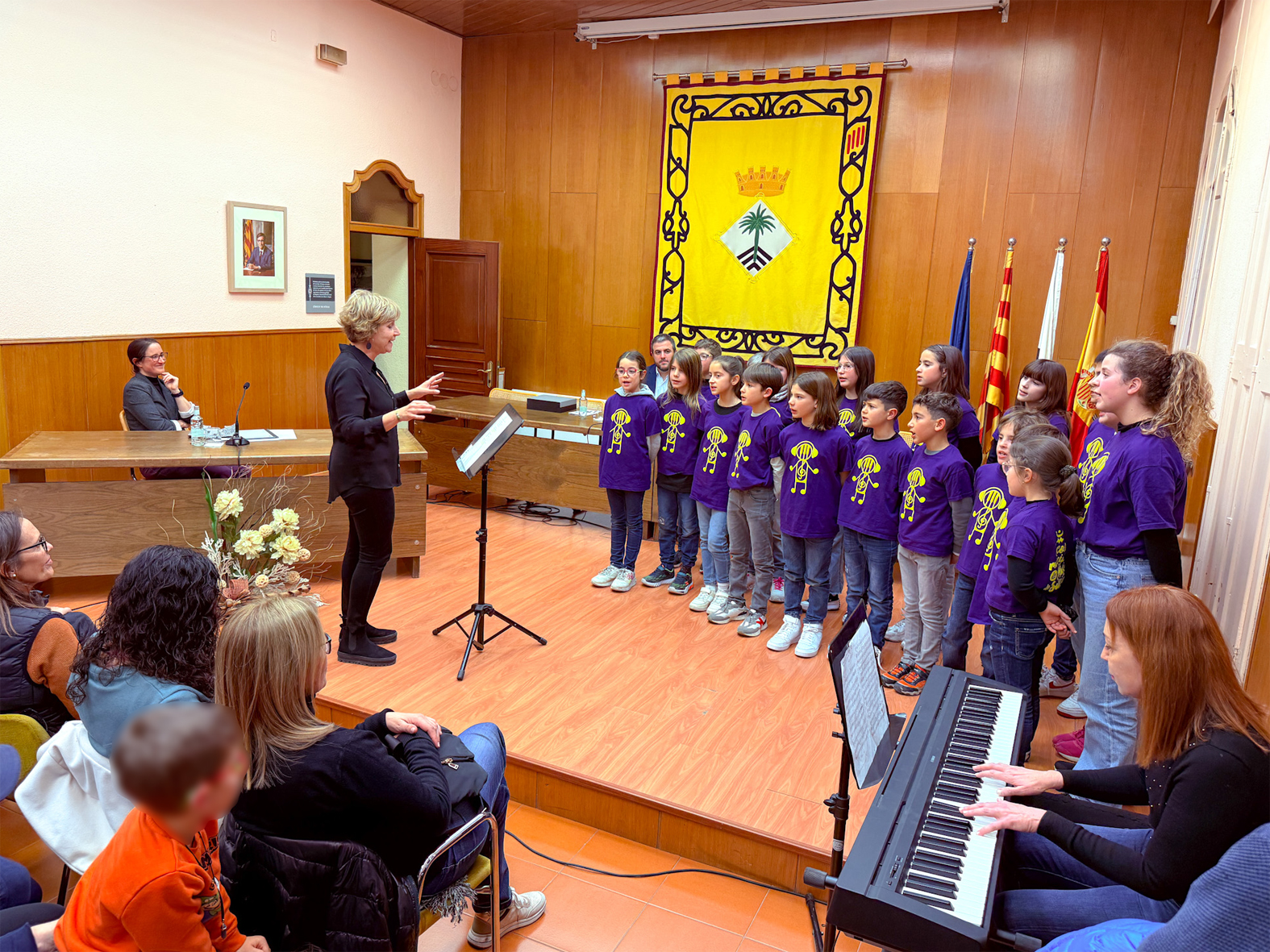 Curs 2024-25 - ActuaciÃ³ d'alumnes de l'Escola Municipal de MÃºsica durant l'acte del pregÃ³ de la Festa de Sant SebastiÃ .