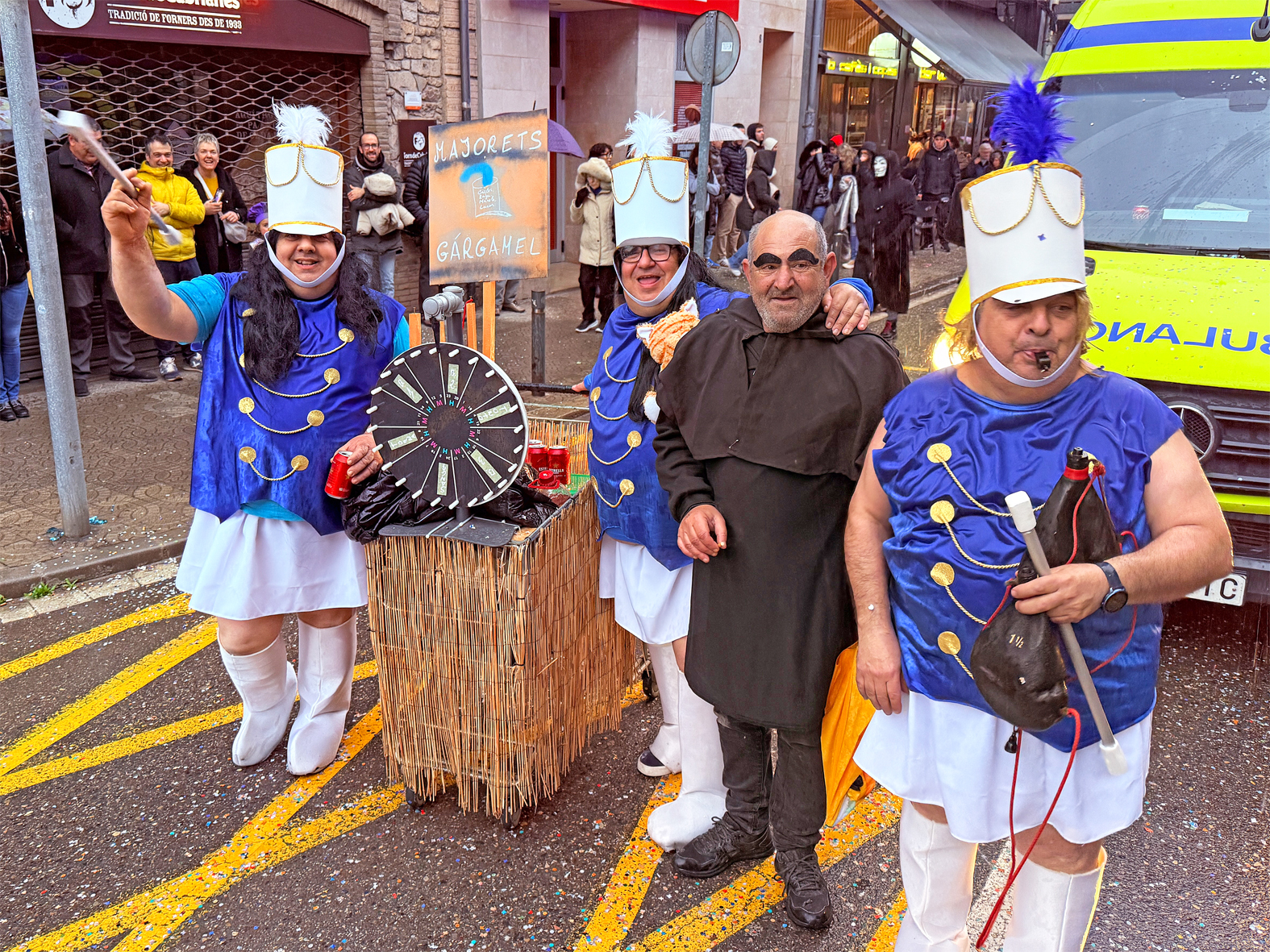 Participants en la rua del Carnestoltes de SÃºria 2025.
