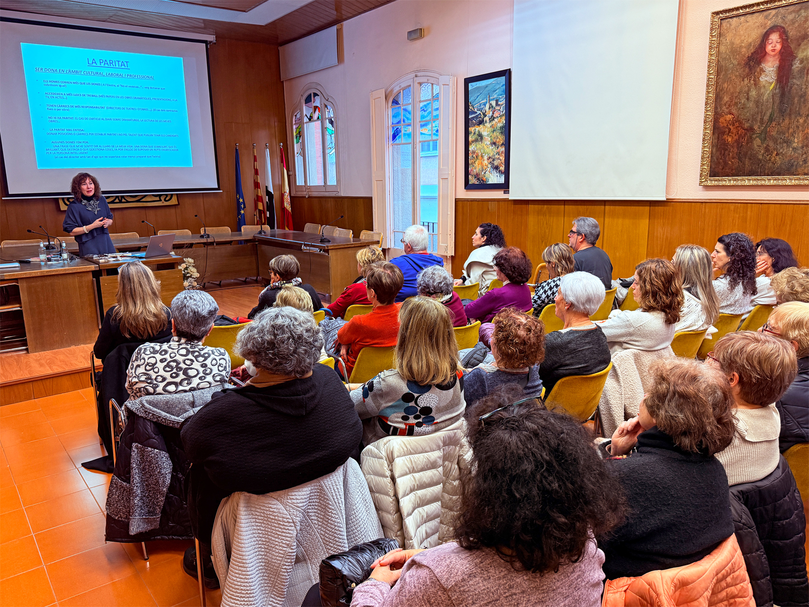 Xerrada del Dia Internacional de la Dona, amb l'actriu i escriptora Àngels Bassas, al saló de sessions de la Casa de la Vila.