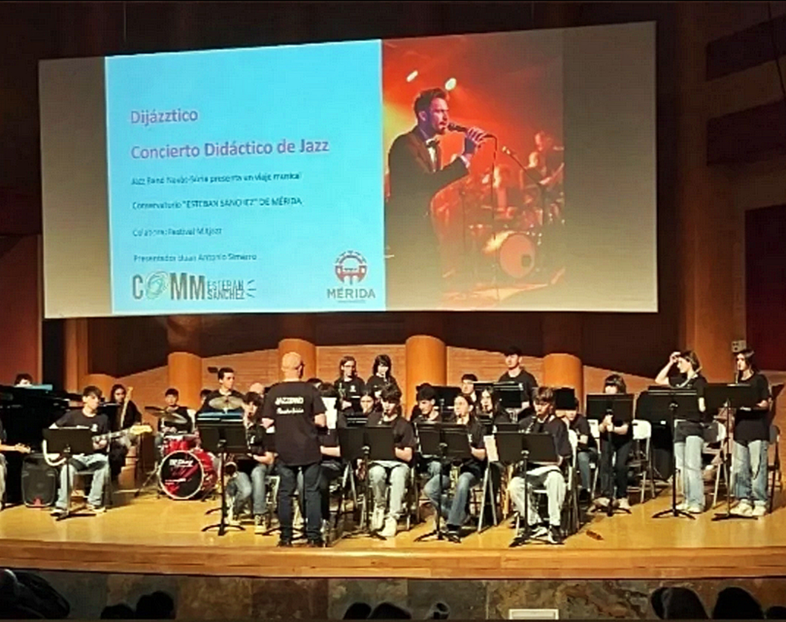 Curs 2024-25 - ParticipaciÃ³ de la Jazz Band NavÃ s-SÃºria en el Mit Jazz Festival de MÃ¨rida (Extremadura).