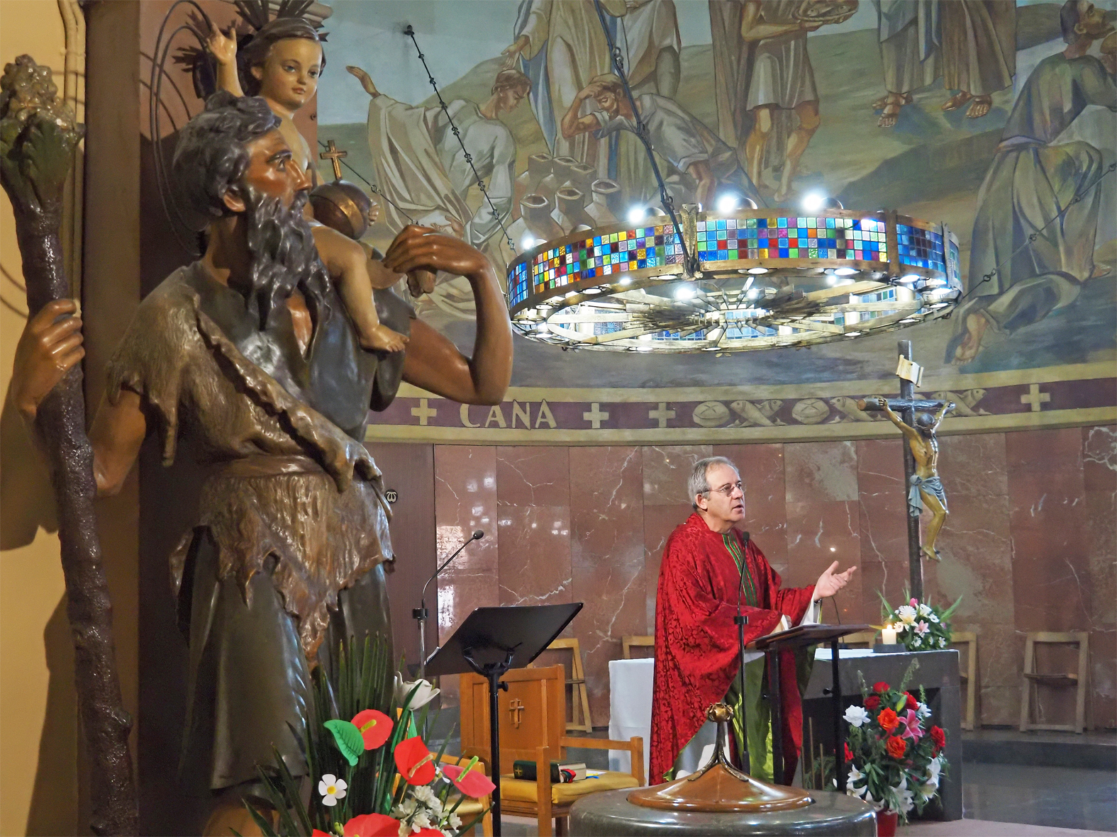 Missa solemne a l'Església Parroquial de Sant Cristòfol, dins de la Festa Major de Súria 2025.