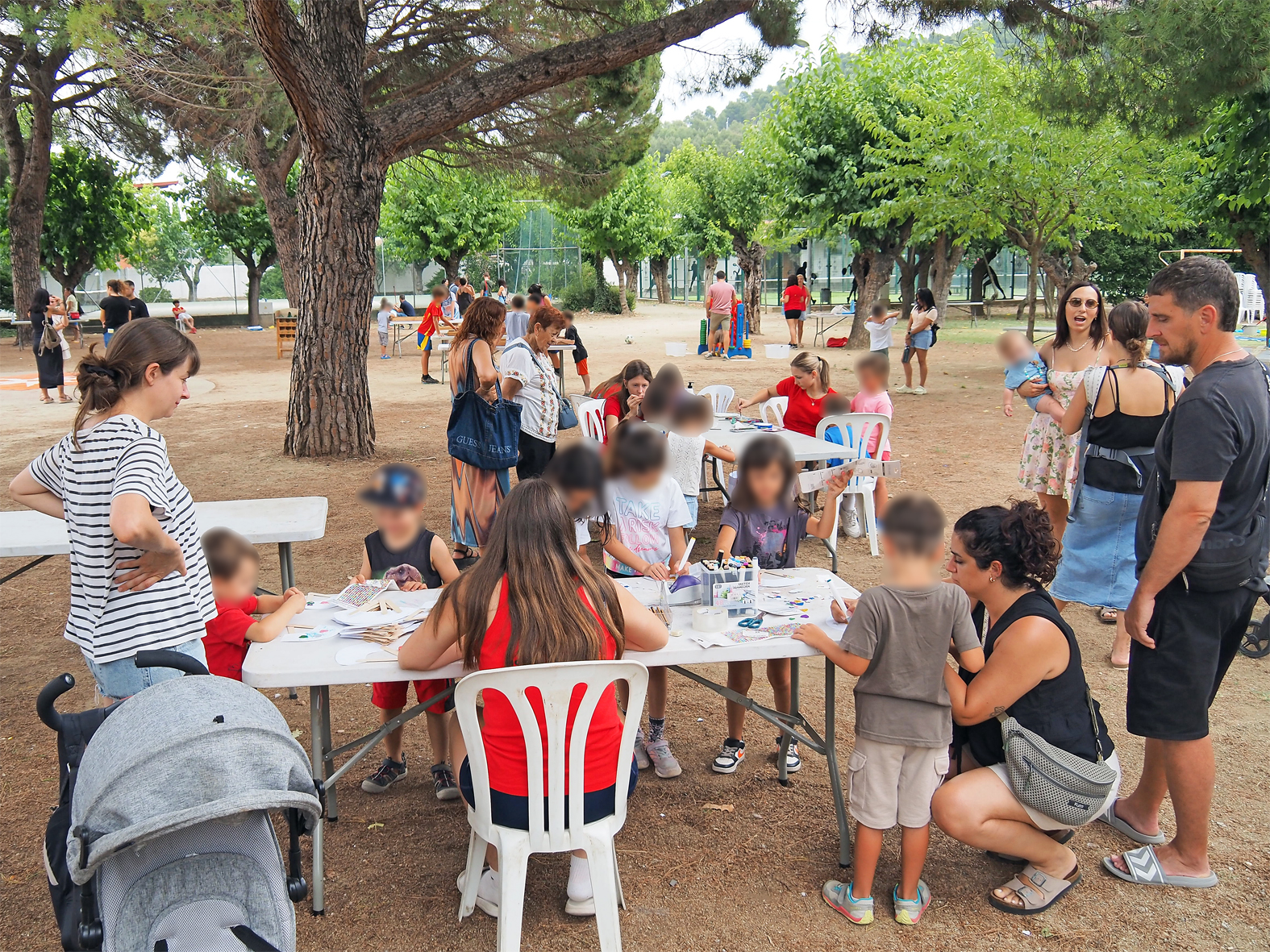 Jocs infantils al Parc Municipal Macary i Viader, dins de la Festa Major de Súria 2025.