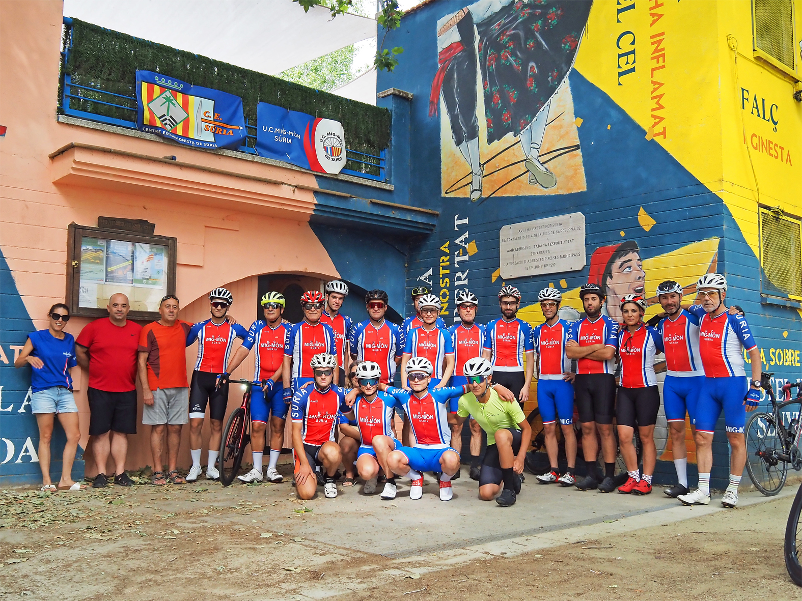 Participants en el Memorial de Ciclisme Joan Gras, dins de la Festa Major de Súria 2025.