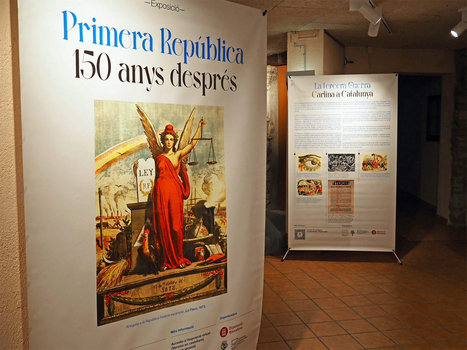 Plafons de lâ€™exposiciÃ³ 'Primera RepÃºblica, 150 anys desprÃ©sâ€™, inaugurada a la sala Cal Balaguer del Porxo dins del programa dâ€™actes de lâ€™Onze de Setembre.