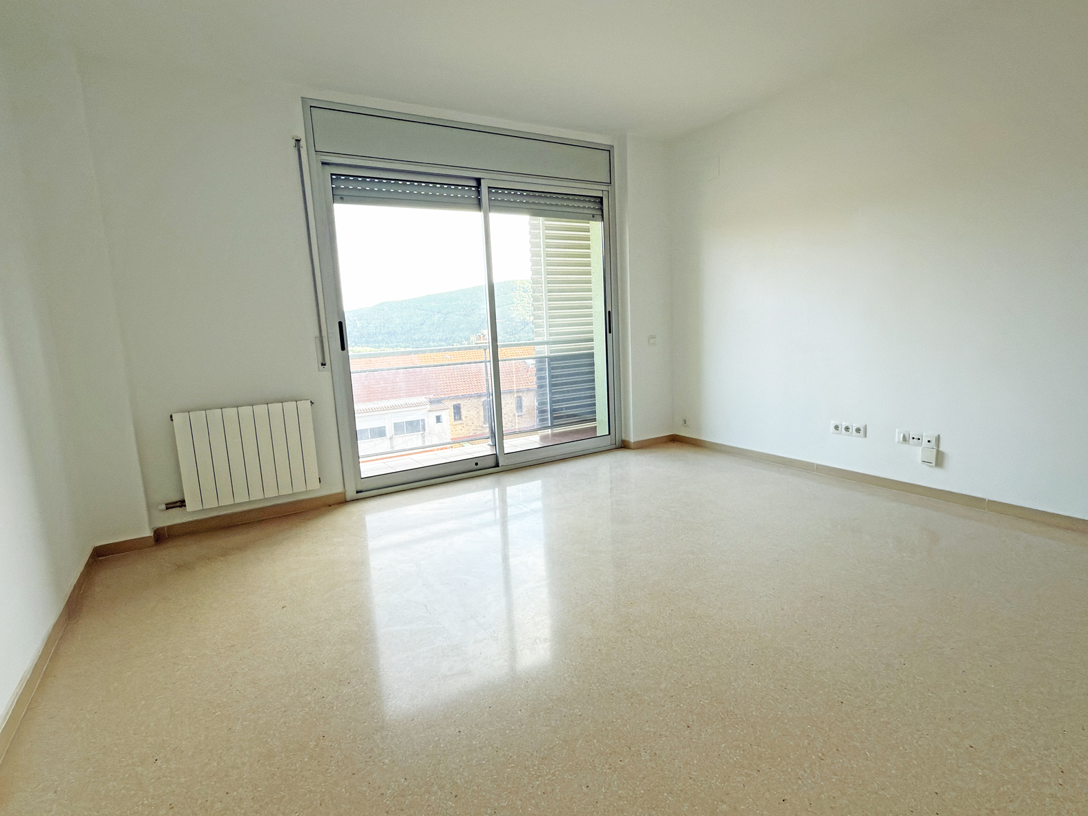 Interior del pis 2, dins de la convocatÃ²ria d'adjudicaciÃ³ de dos habitatges municipals en rÃ¨gim de lloguer.