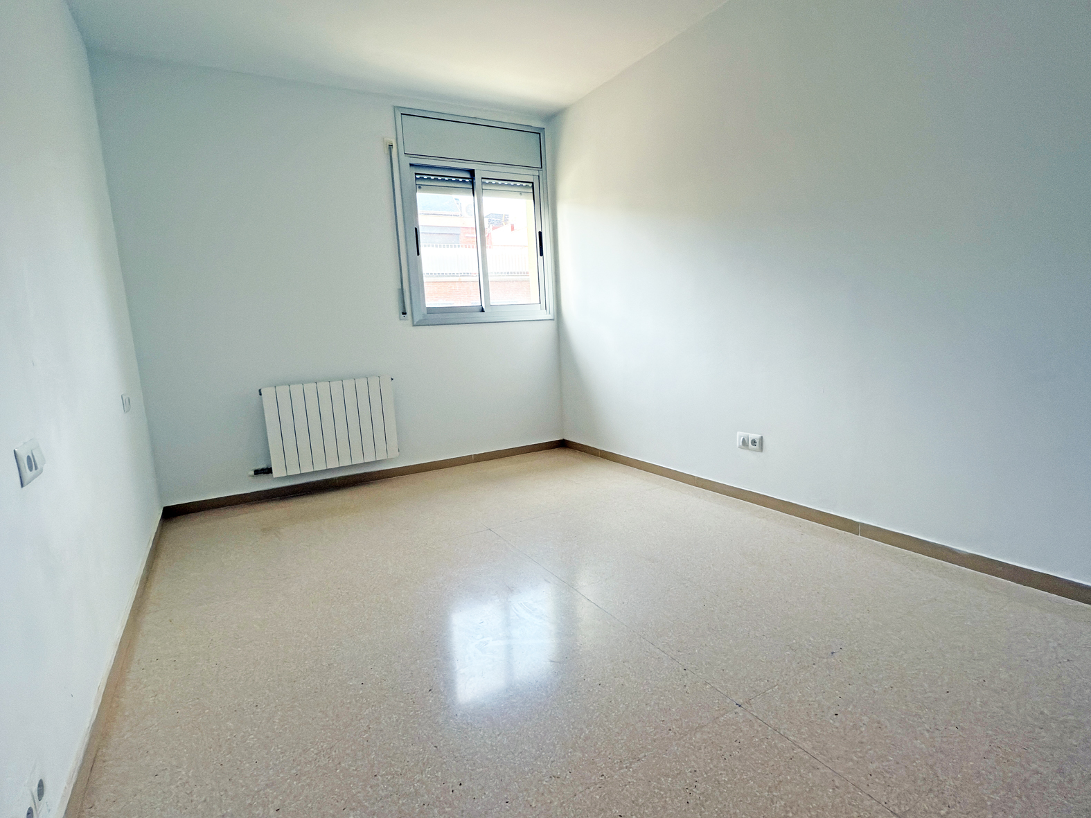 Interior del pis 2, dins de la convocatÃ²ria d'adjudicaciÃ³ de dos habitatges municipals en rÃ¨gim de lloguer.