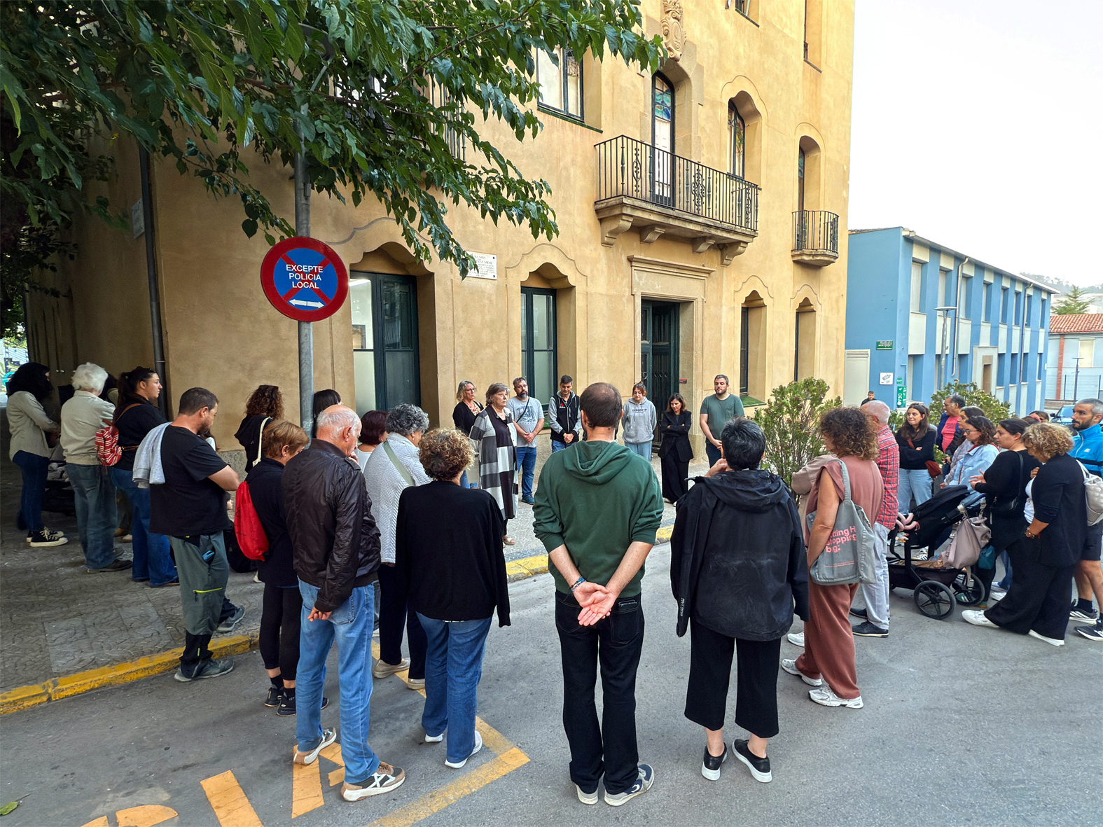 Una concentració al davant de la Casa de la Vila exigeix l'alliberament dels membres de la Global Sumud Flotilla