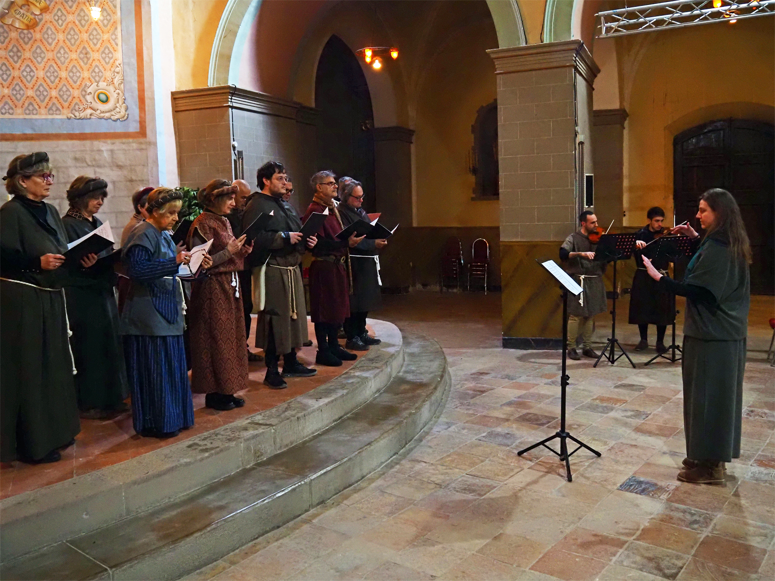 Concert de la Societat Coral La Llanterna a lâ€™EsglÃ©sia del Roser, dins de la 22a Fira Medieval dâ€™Oficis de SÃºria.