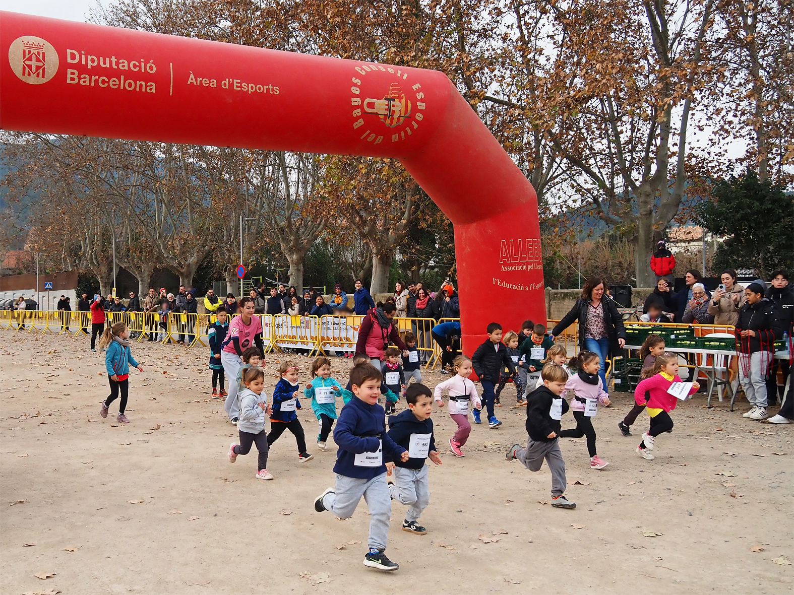 Cursa del Cros Escolar de Súria al circuit del Rieral del Tordell.