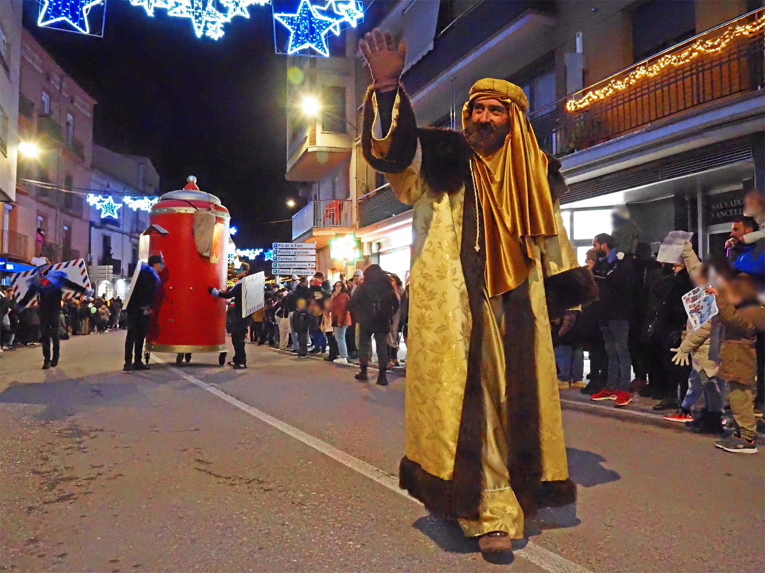 El Patge Reial, durant la Cavalcada de Reis a S&uacute;ria.