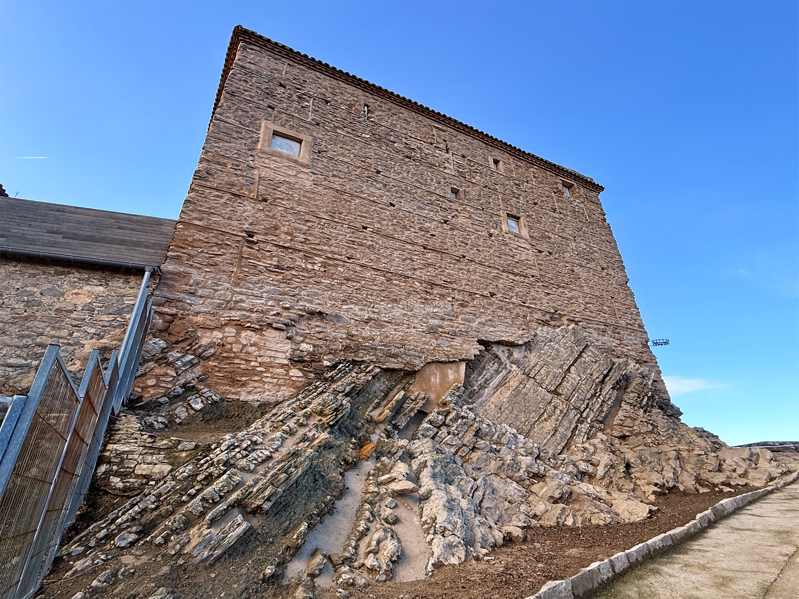 Fa&ccedil;ana est del Castell de S&uacute;ria, despr&eacute;s dels treballs de restauraci&oacute;.