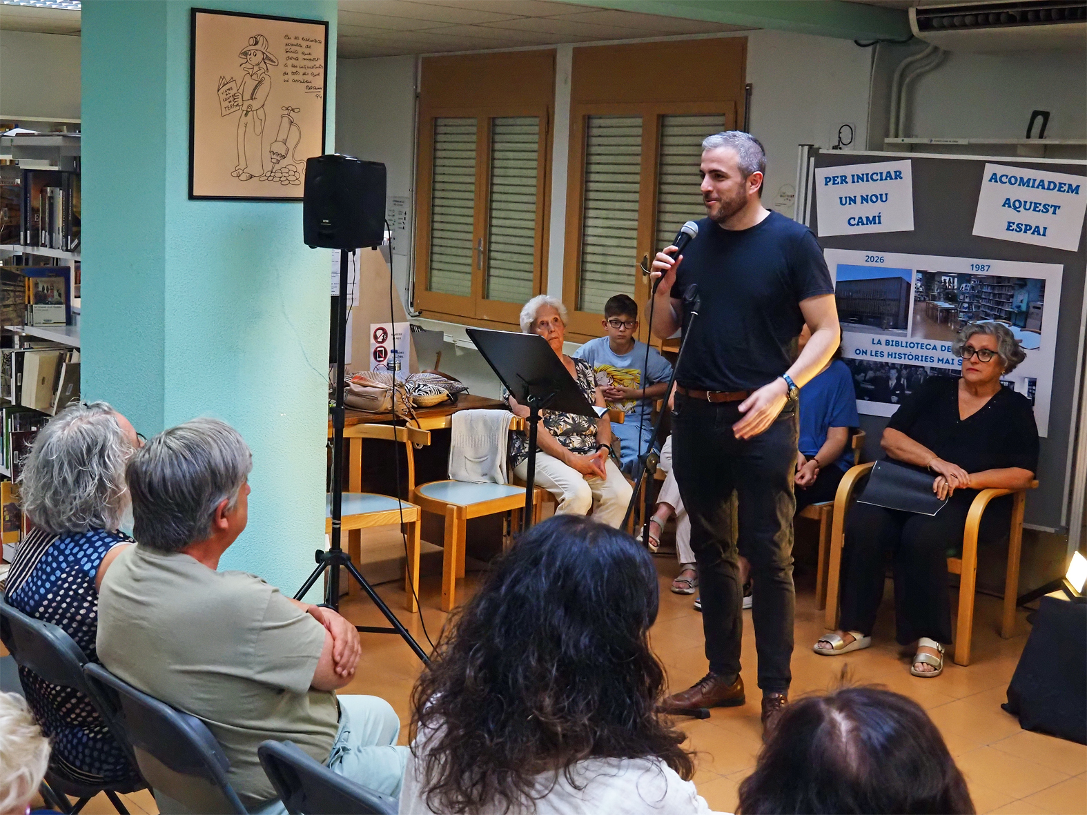 Lâ€™alcalde Albert CoberÃ³ parla en lâ€™acte de comiat de les instalÂ·lacions de la Biblioteca al carrer Tarragona.