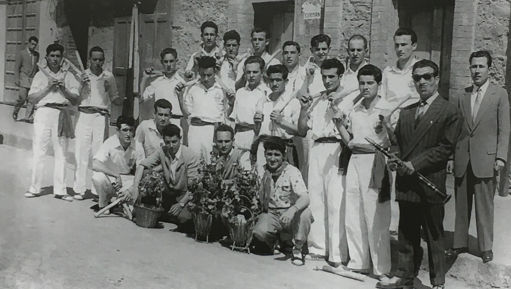Any 1955 - Colla caramellaire dels Jaumetons (font: llibre 'SÃºria. Els records d'un poble' de Josep Juncadella Masana i M. del Pilar GÃ³mez GÃ³mez).