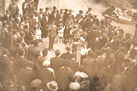 Primera meitat del segle XX - ActuaciÃ³ caramellaire.
