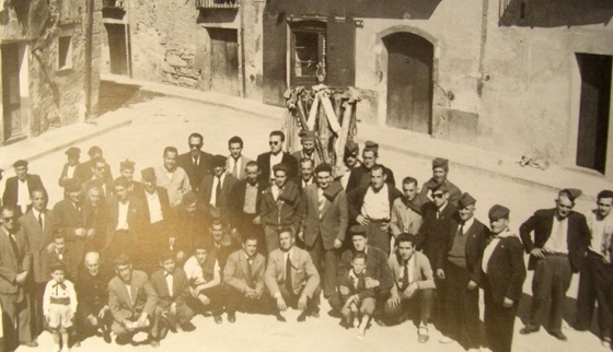 Primera meitat del segle XX - Grup caramellaire de la Societat Coral La Llanterna.