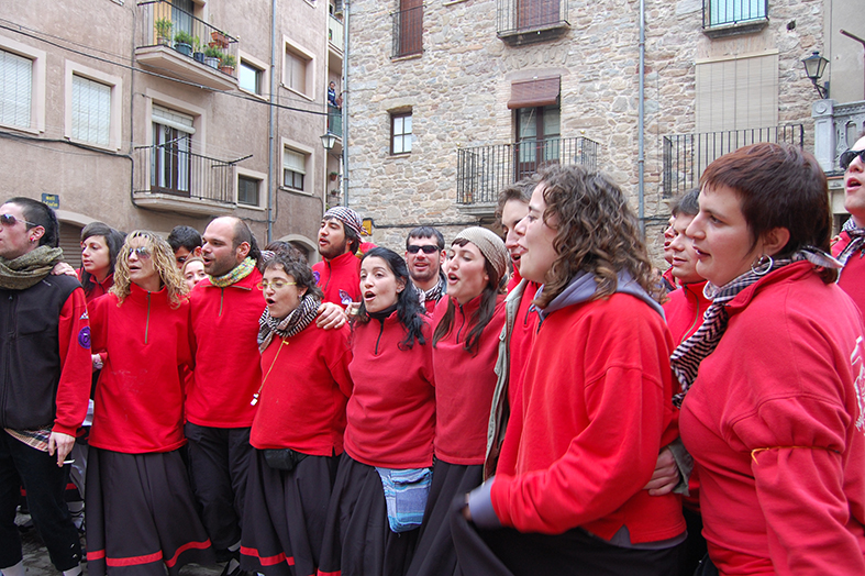 ActuaciÃ³ de la colla de l'Altatxu a la plaÃ§a Major del Poble Vell - Abril de 2009.