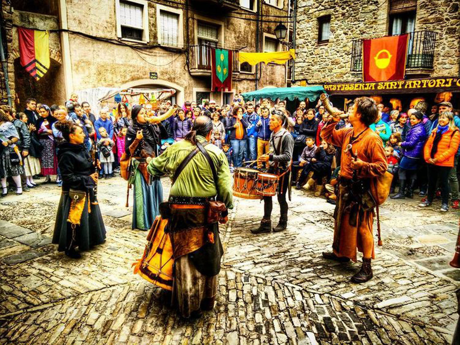 Any 2015 - Foto guanyadora del concurs fotogrÃ fic de la Fira Medieval d'Oficis a instagram. Autora: Lulu Lao (Sant FruitÃ³s de Bages).