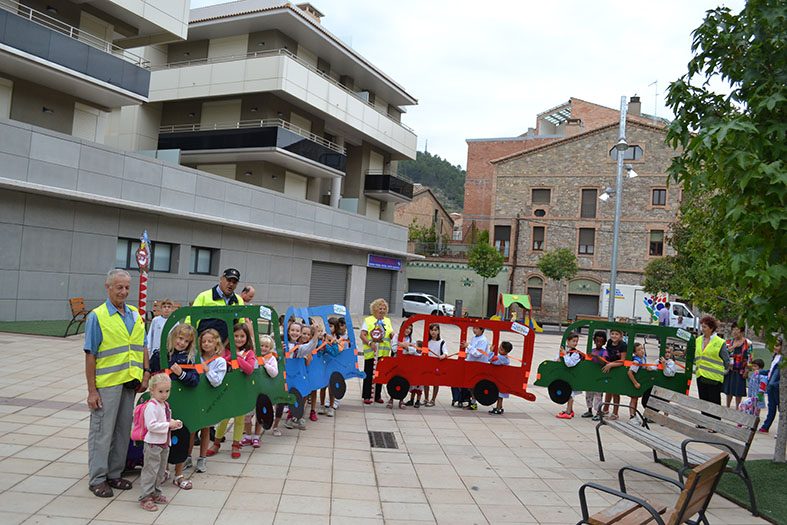 Curs 2014-15. ParticipaciÃ³ del Consell Municipal de la Gent Gran en una activitat de la Setmana de la Mobilitat Sostenible i Segura.
