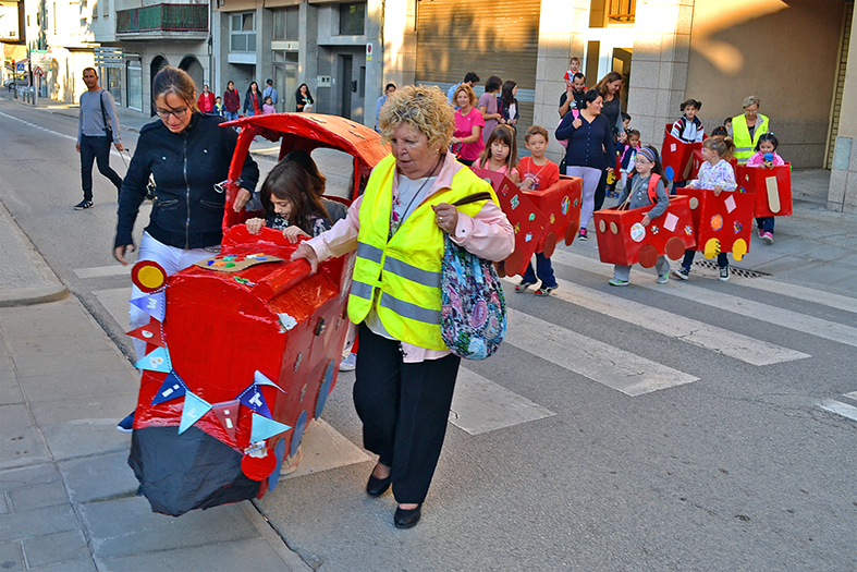 Curs 2016-17. ParticipaciÃ³ del Consell Municipal de la Gent Gran en una activitat de la Setmana de la Mobilitat Sostenible i Segura.