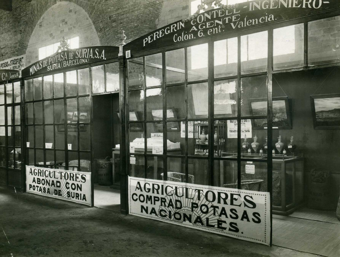 Sense data - Estand comercial de la mina de SÃºria (font: llibre 'Cum grano salis. La sal i la potassa a SÃºria (1185-1982)' d'Albert FÃ brega i Enfedaque).