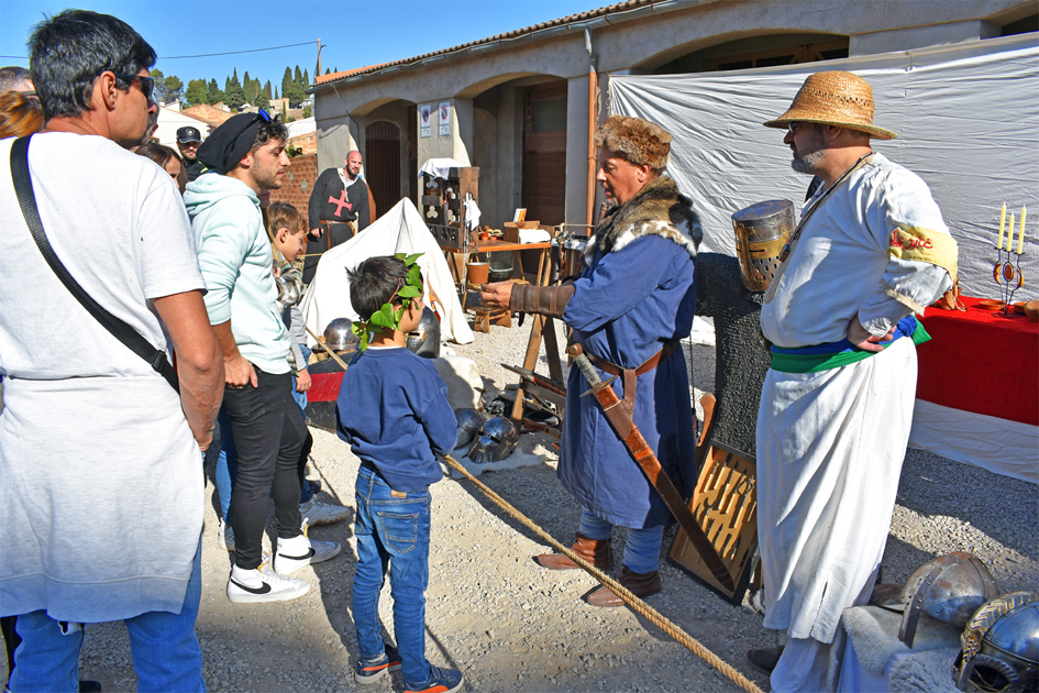 Personatges de la 19a Fira Medieval dâ€™Oficis de SÃºria, a lâ€™Era del Castell.