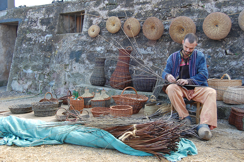 ArtesÃ  de la 7a Fira Medieval d'Oficis - Novembre de 2008.
