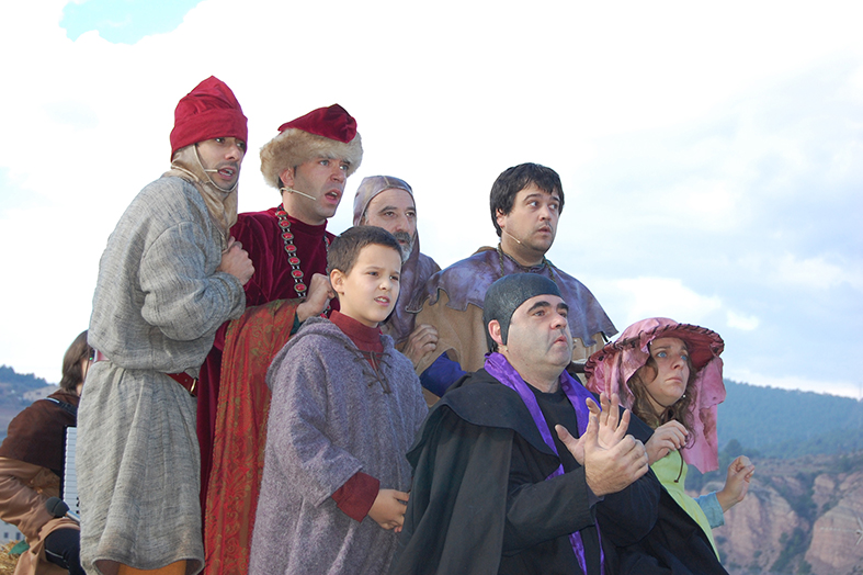 RepresentaciÃ³ de 'Salats!' durant la 7a Fira Medieval d'Oficis - Novembre de 2008.