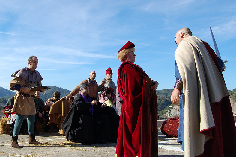 RepresentaciÃ³ de 'Salats!' durant la 9a Fira Medieval d'Oficis - Novembre de 2010.