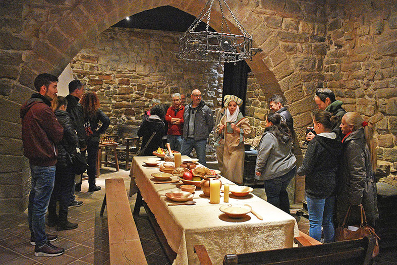Visita teatralitzada al Castell durant la 17a Fira Medieval dâ€™Oficis de SÃºria - Novembre de 2018.