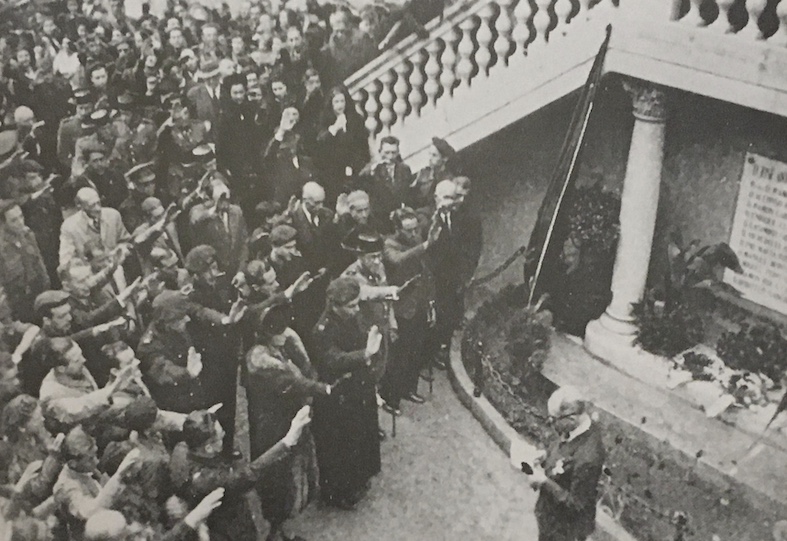 Any 1941 - InauguraciÃ³ del monument a les vÃ­ctimes reivindicades pel bÃ ndol guanyador de la guerra civil 1936-39 (font: llibre 'SÃºria, el meu poble' de Pau Soler i Clariana).