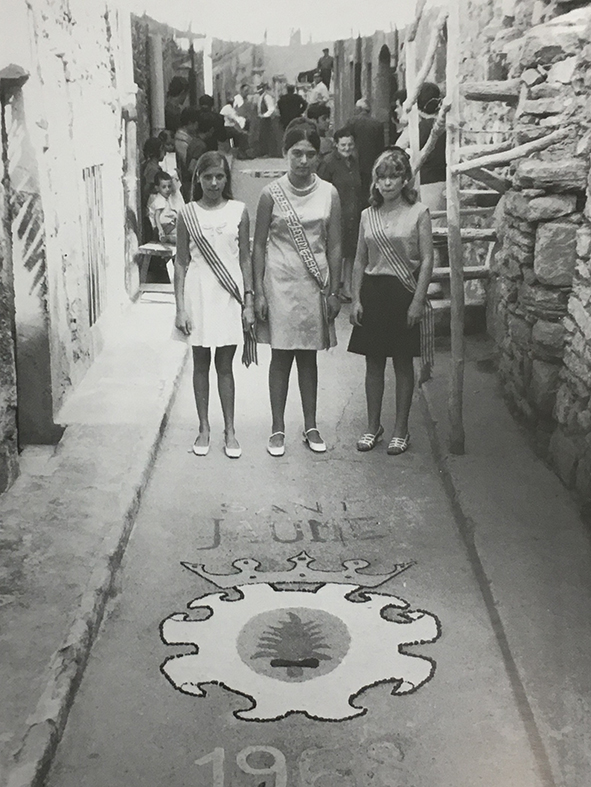 Any 1968 - Festa del barri de Sant Jaume (font: llibre 'SÃºria, histÃ²ria en imatges. 1894-1975' de Josep Reguant i Agut).